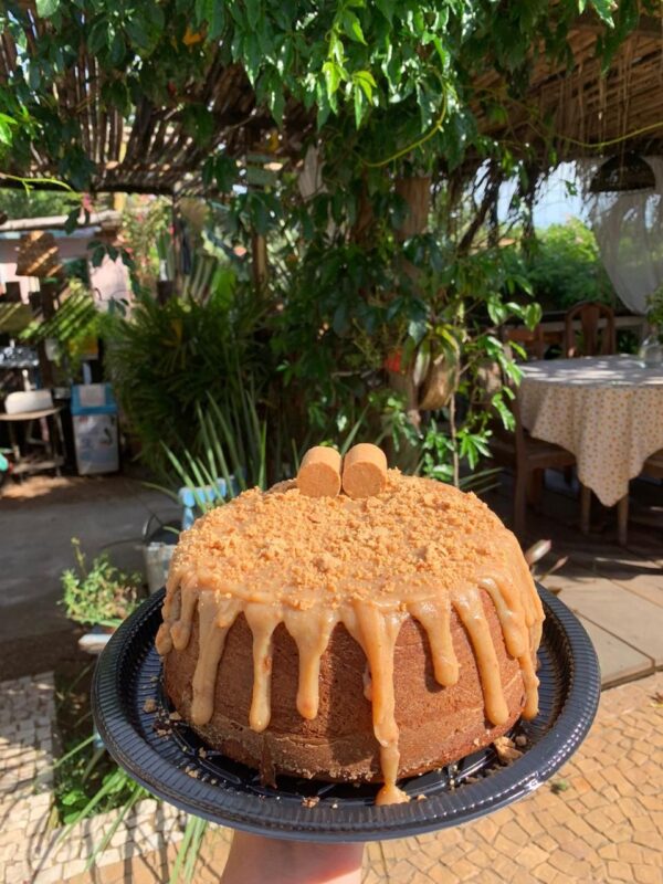 Bolo de Vulcão de Paçoca